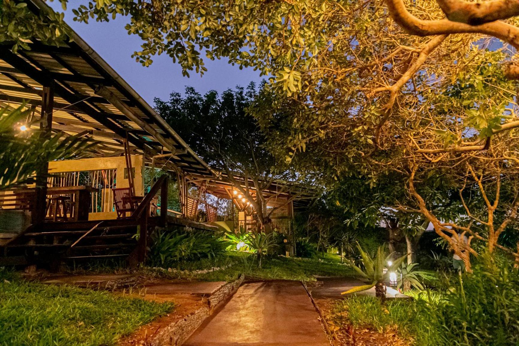 Naara Eco Lodge & Spa Chidenguele Exterior photo