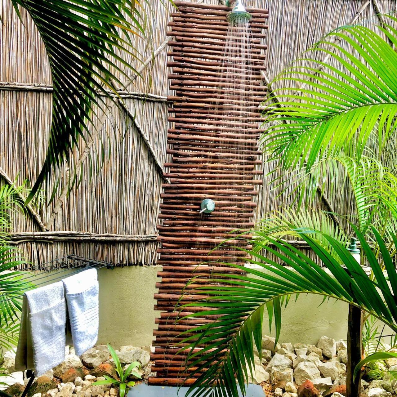 Naara Eco Lodge & Spa Chidenguele Exterior photo